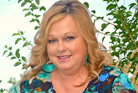 Footprints honoree: Gwen Aylward