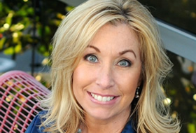 Footprints honoree: Robyn Raphael