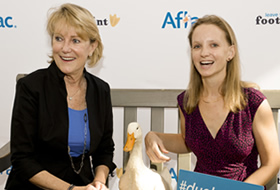 Footprints honoree: Vicki & Ansley Riedel